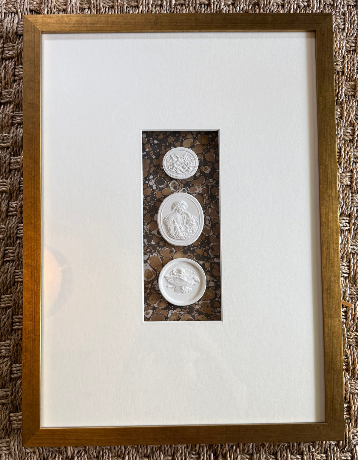 Intaglio II - HGK